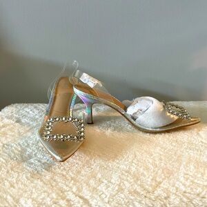 Brand New Shoedazzle clear sling back Pumps size 8